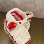 Copatki iz mehkih sanj (beli z dvema rdečima črtama)